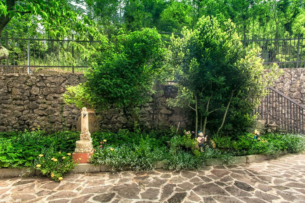 Oasi Verde Castiglione Chiavarese Екстер'єр фото